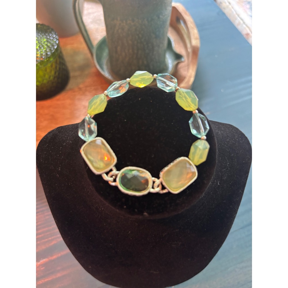 Napier Vintage Style Silver Tone Green Blue Faceted Glass Bead Stretch Bracelet